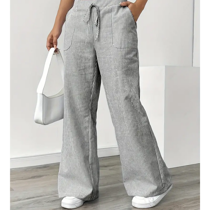 Victoria | Striped Trousers with Pockets and Relaxed Fit