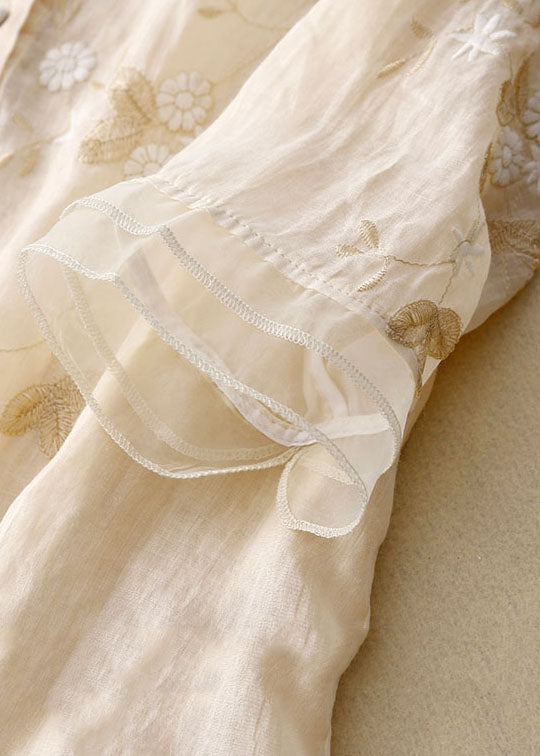 Juliana | Blouse with Floral Accents and Lightweight Fabric