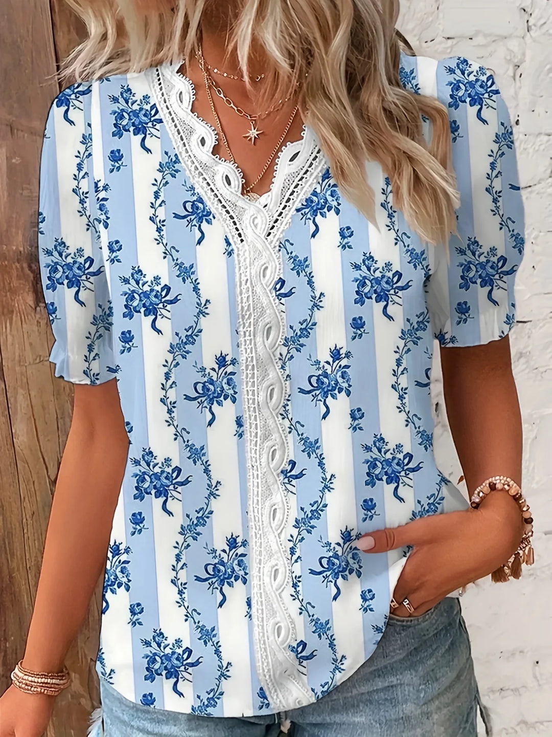 Lorelei | Floral Lace Blouse with V-Neck