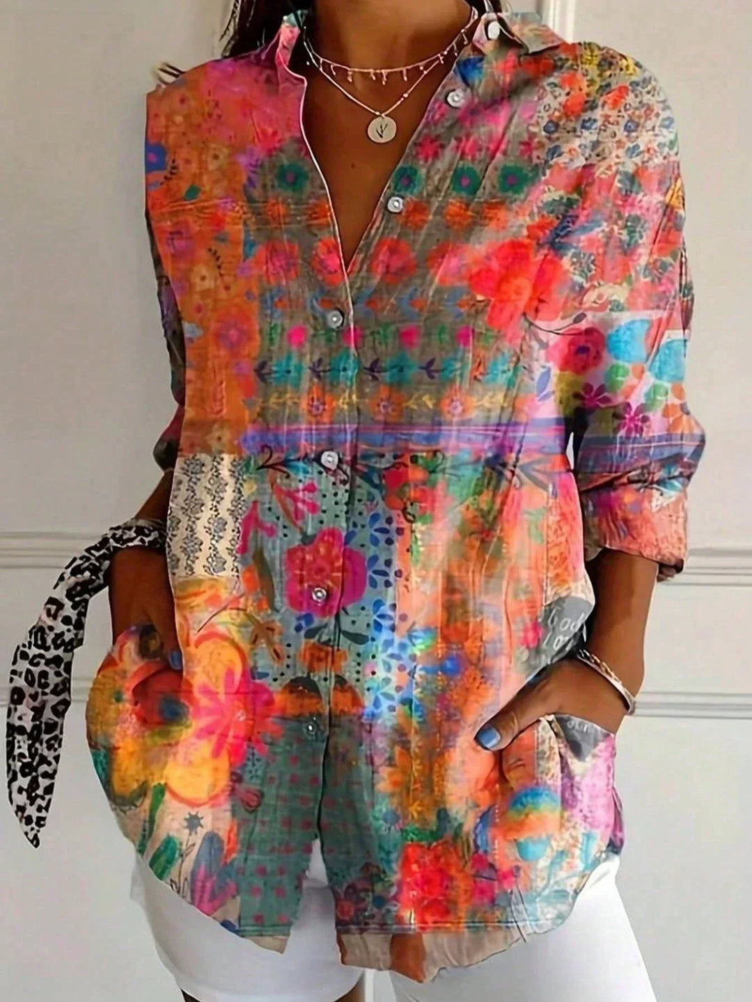 Sienna | Blouse with Playful Print and Lightweight Fabric