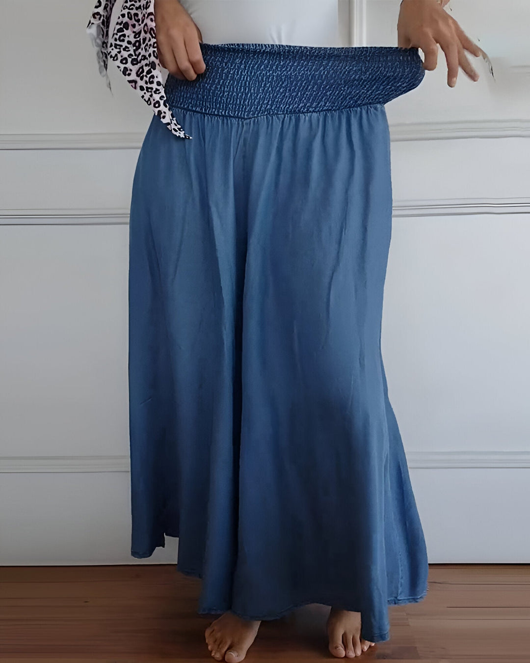 Nova | Trousers with Elasticated Waist and Relaxed Fit