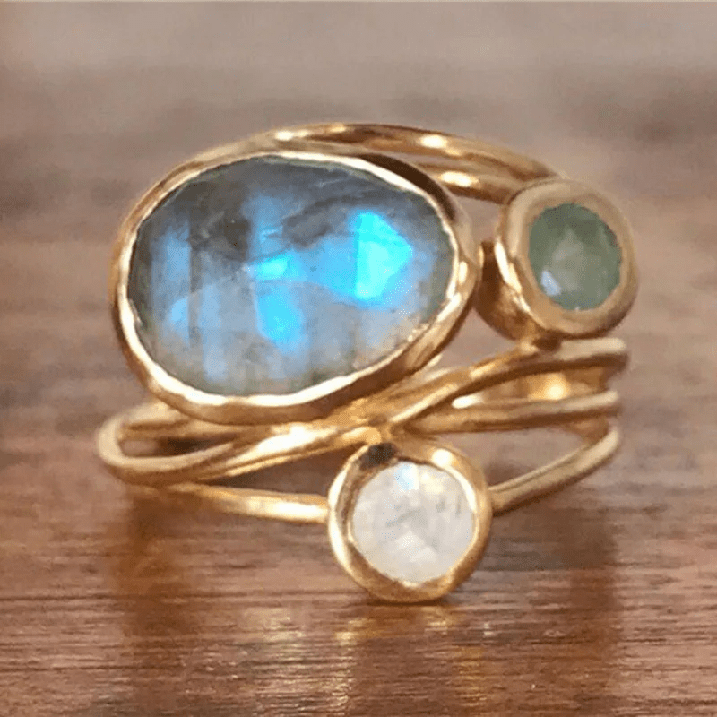 Solara | Radiant Crystal Gold Ring