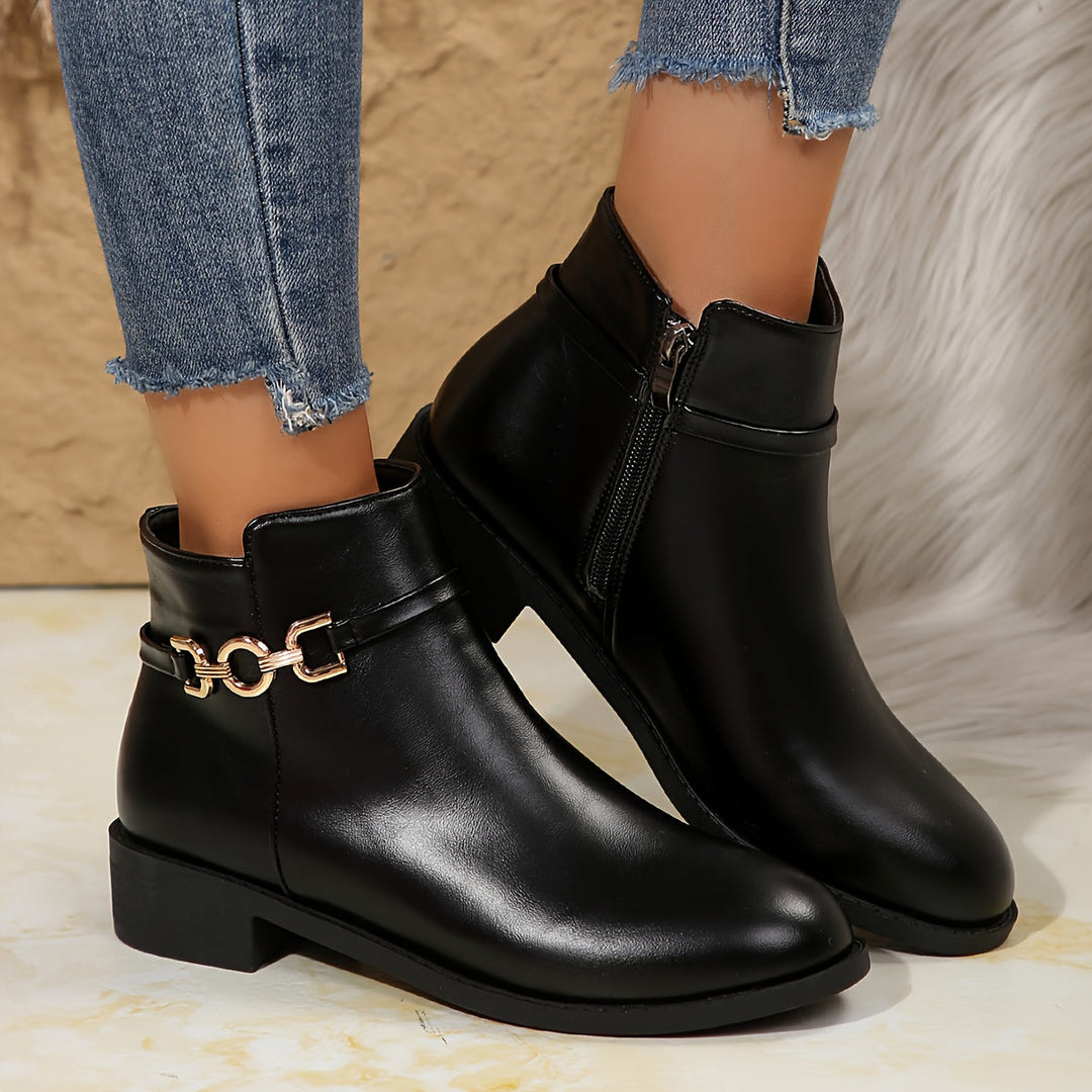 Lorraine | Women&