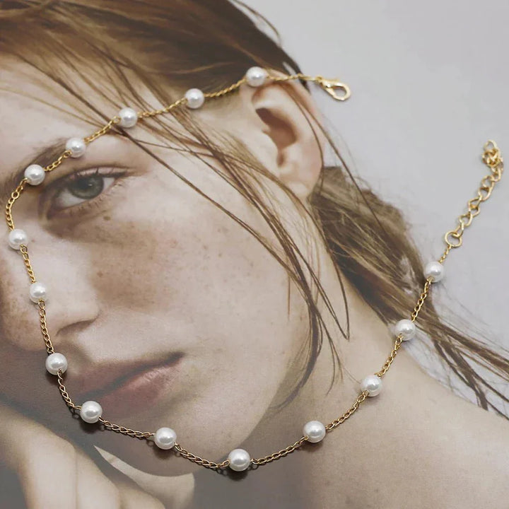 Lustra | Gold Pearl Pendant Necklace