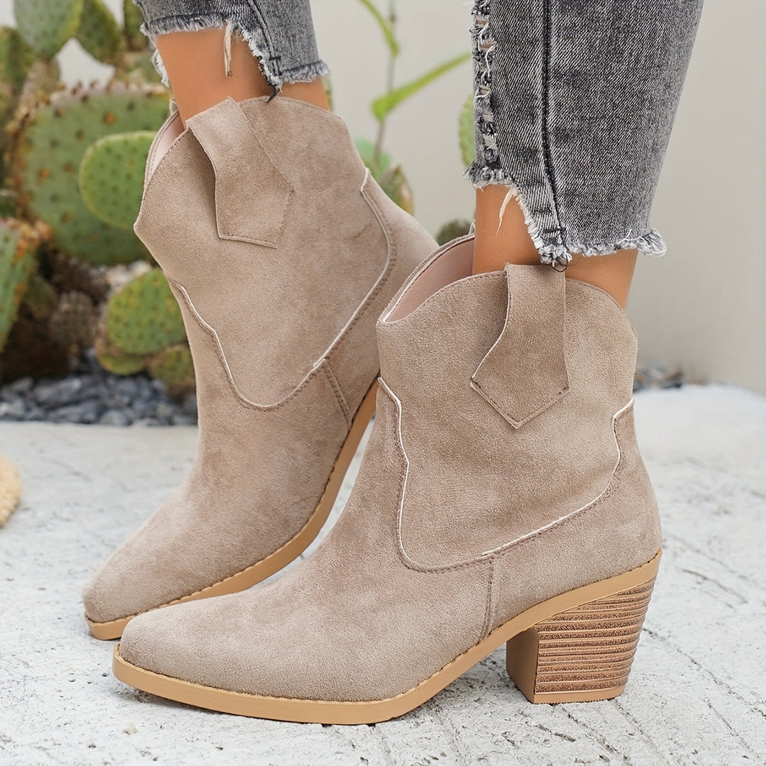 Naomi | Women&