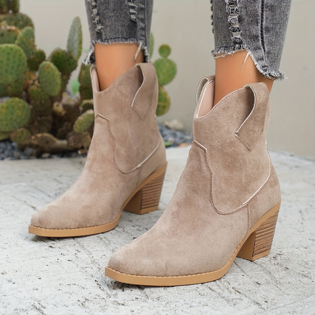 Naomi | Women&