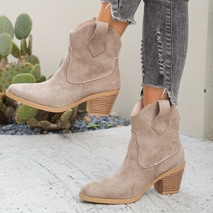 Naomi | Women&