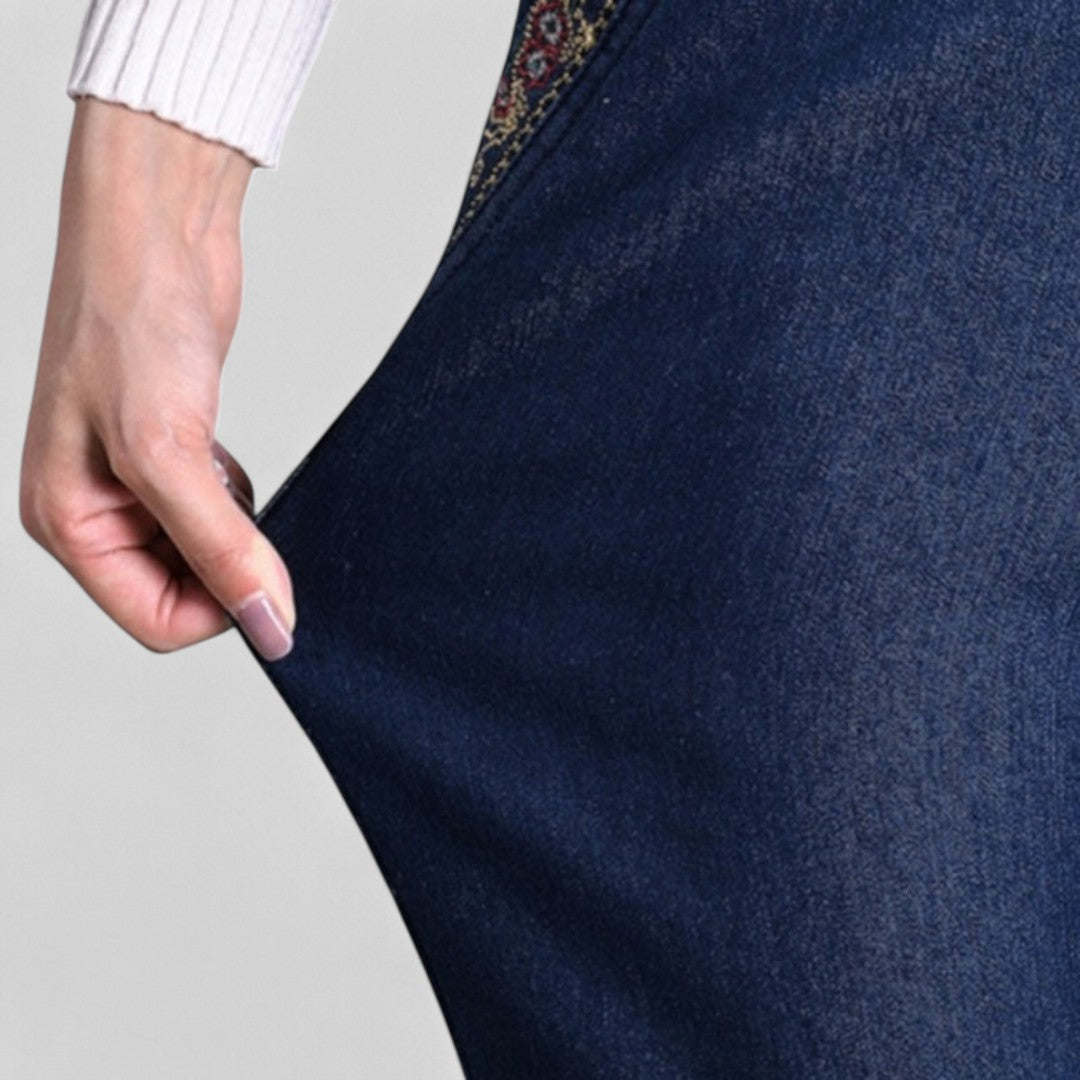 Leighton | Stretch Jeans with Side Pockets and Elastic Waistband