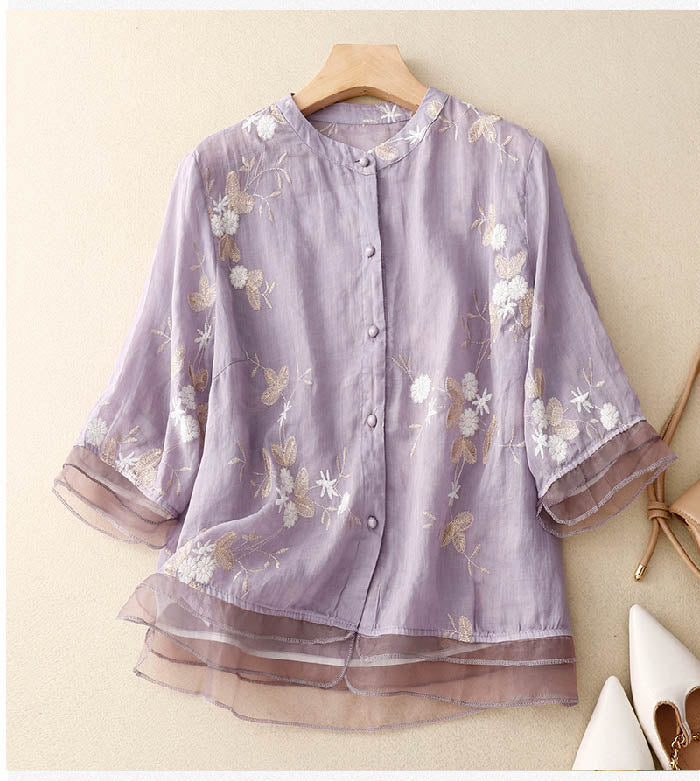 Juliana | Blouse with Floral Accents and Lightweight Fabric